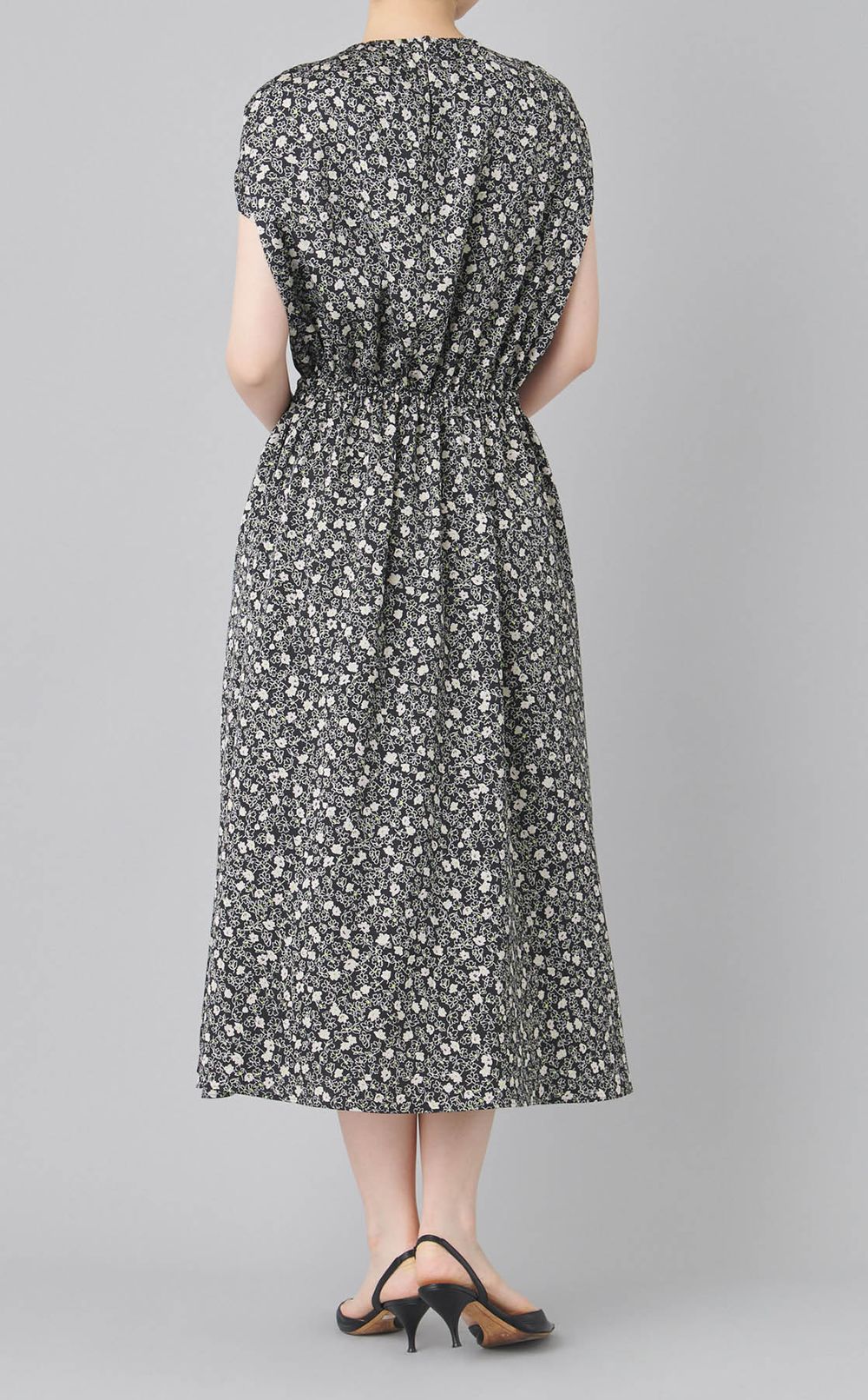 レジェフラワーギャザートップワンピース