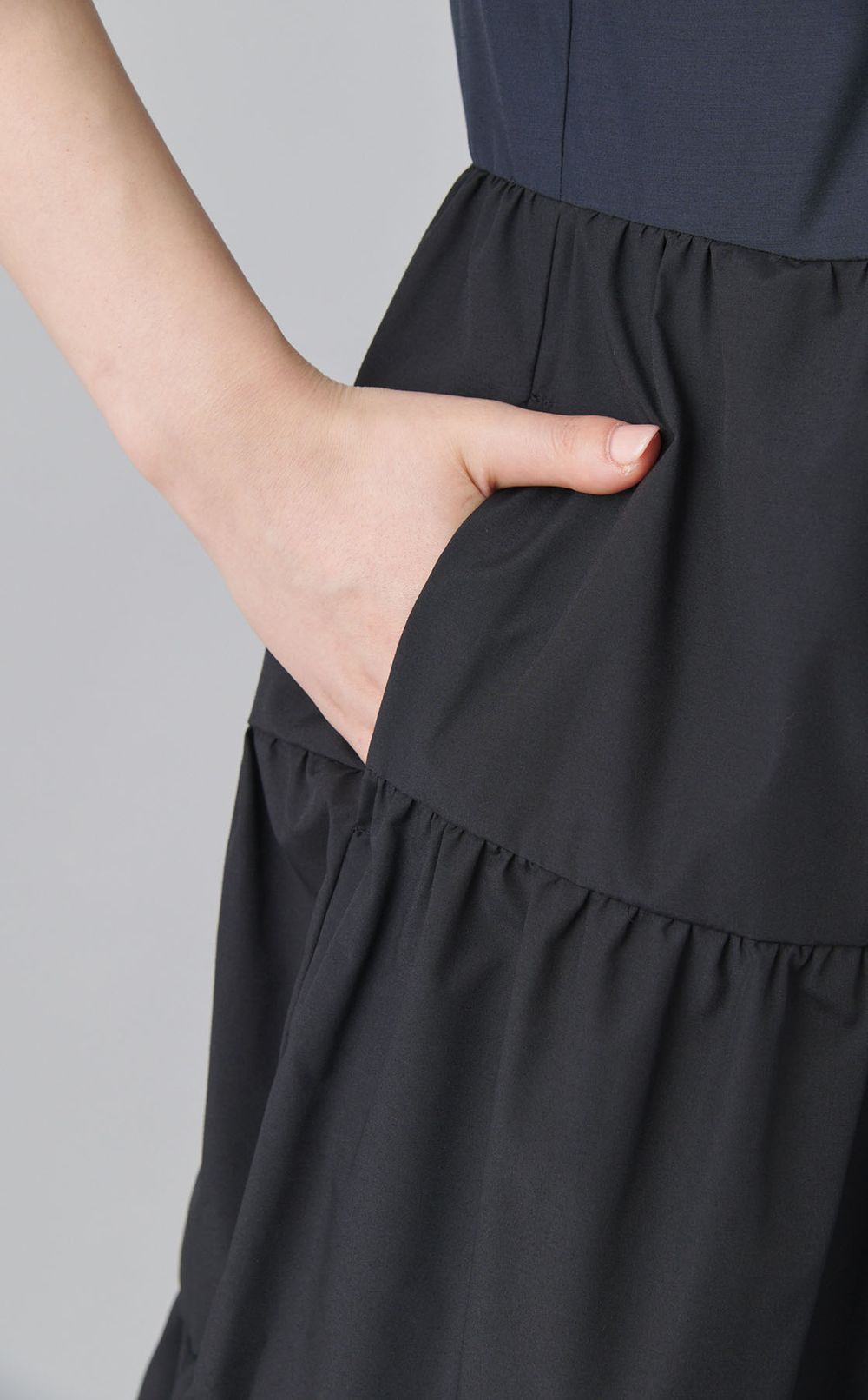 バイカラーティアードワンピース