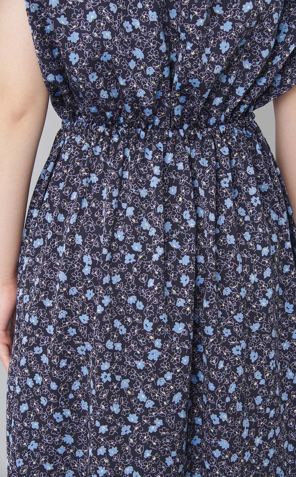 レジェフラワーギャザートップワンピース