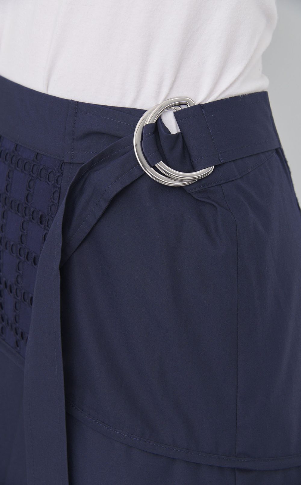 刺繍レースフレアスカート