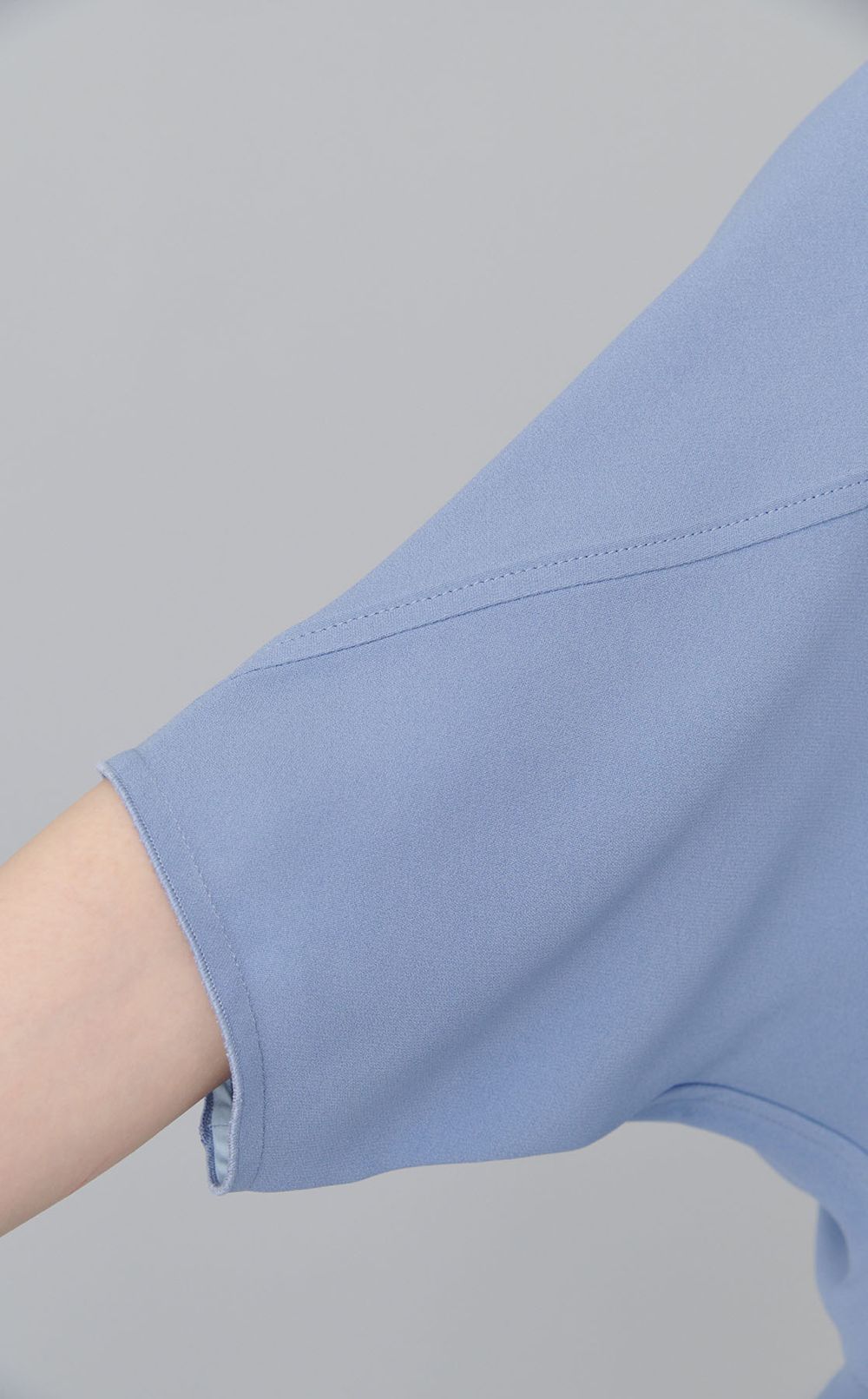 ドロップスリーブミディワンピース