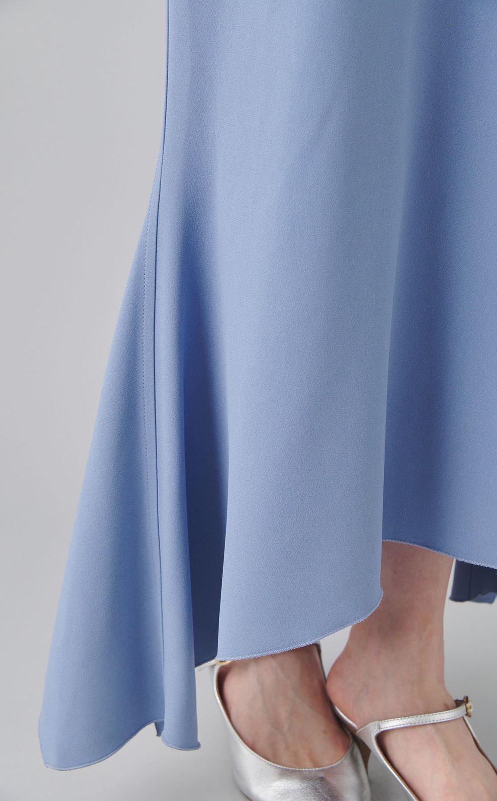 ドロップスリーブミディワンピース