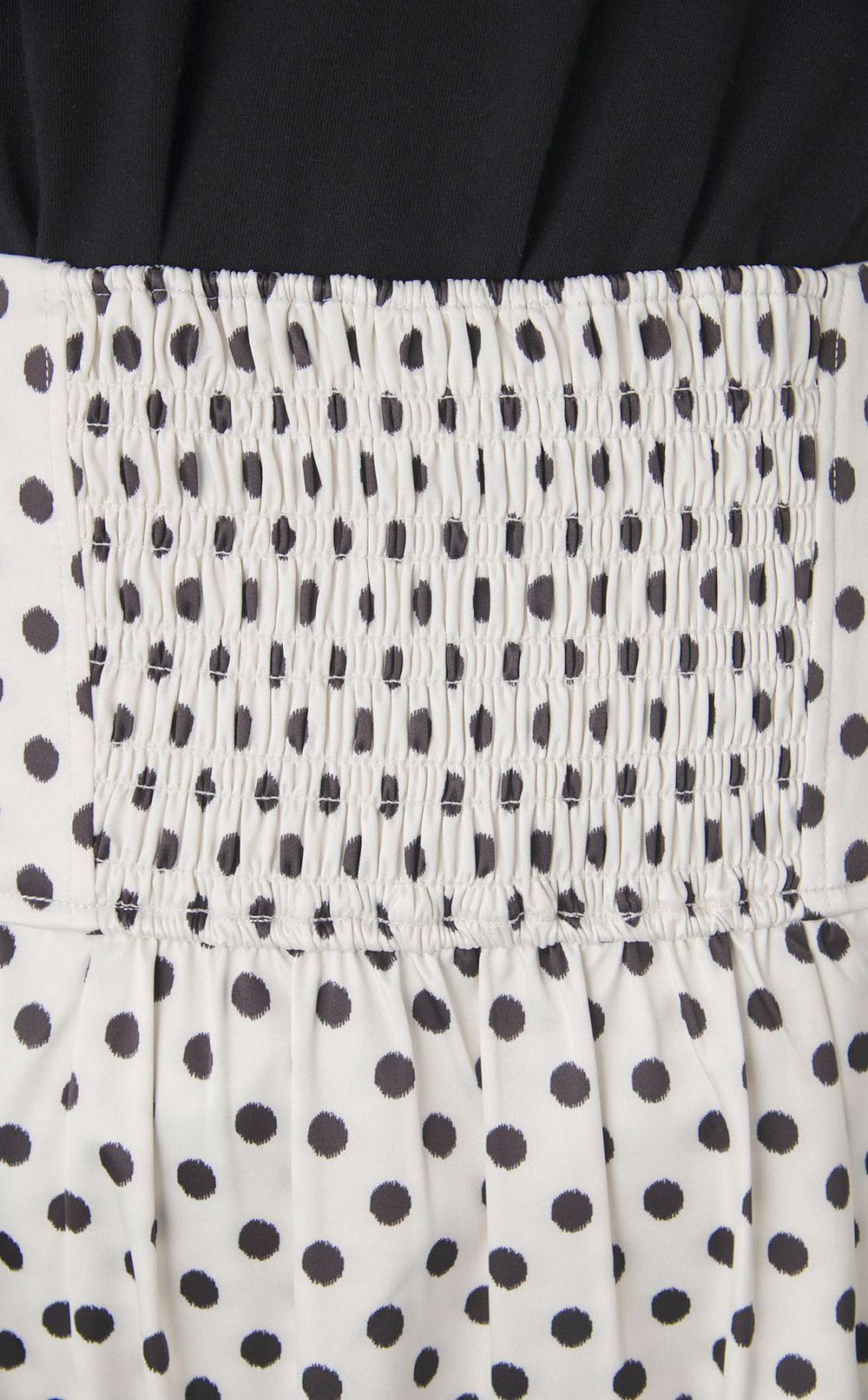 ドットプリントフレアスカート