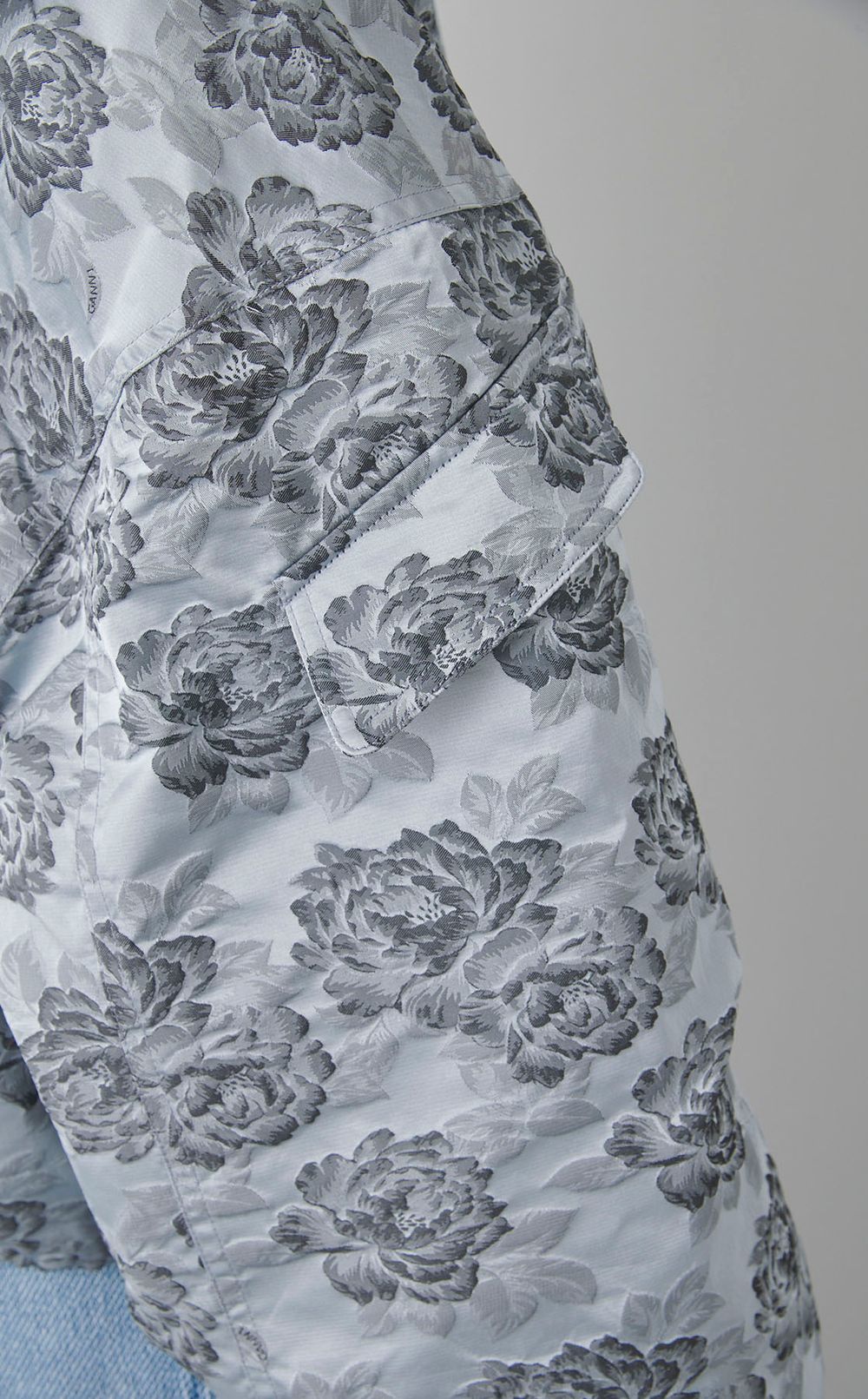 フラワージャガードボンバージャケット