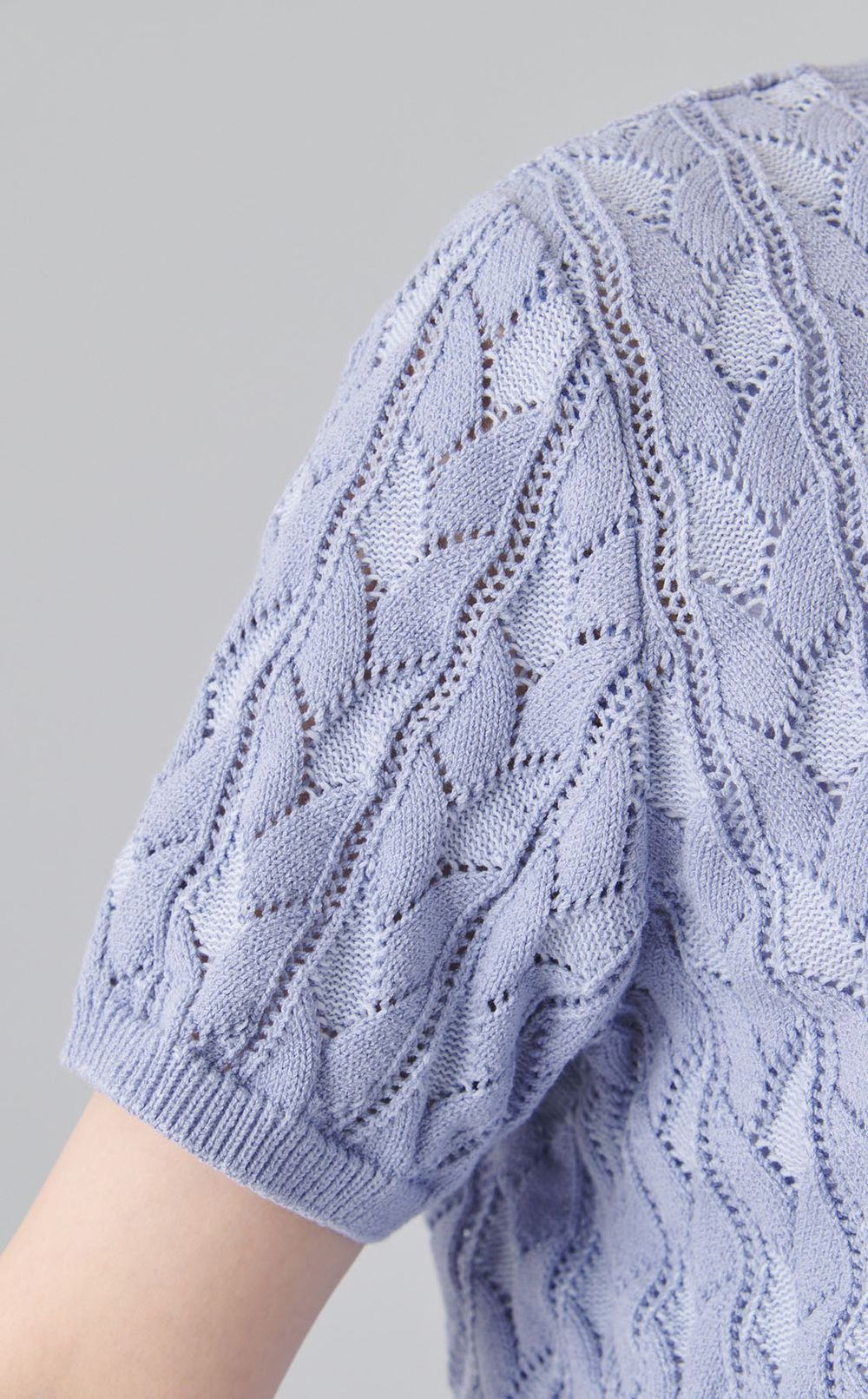 ウェーブニットプルオーバー