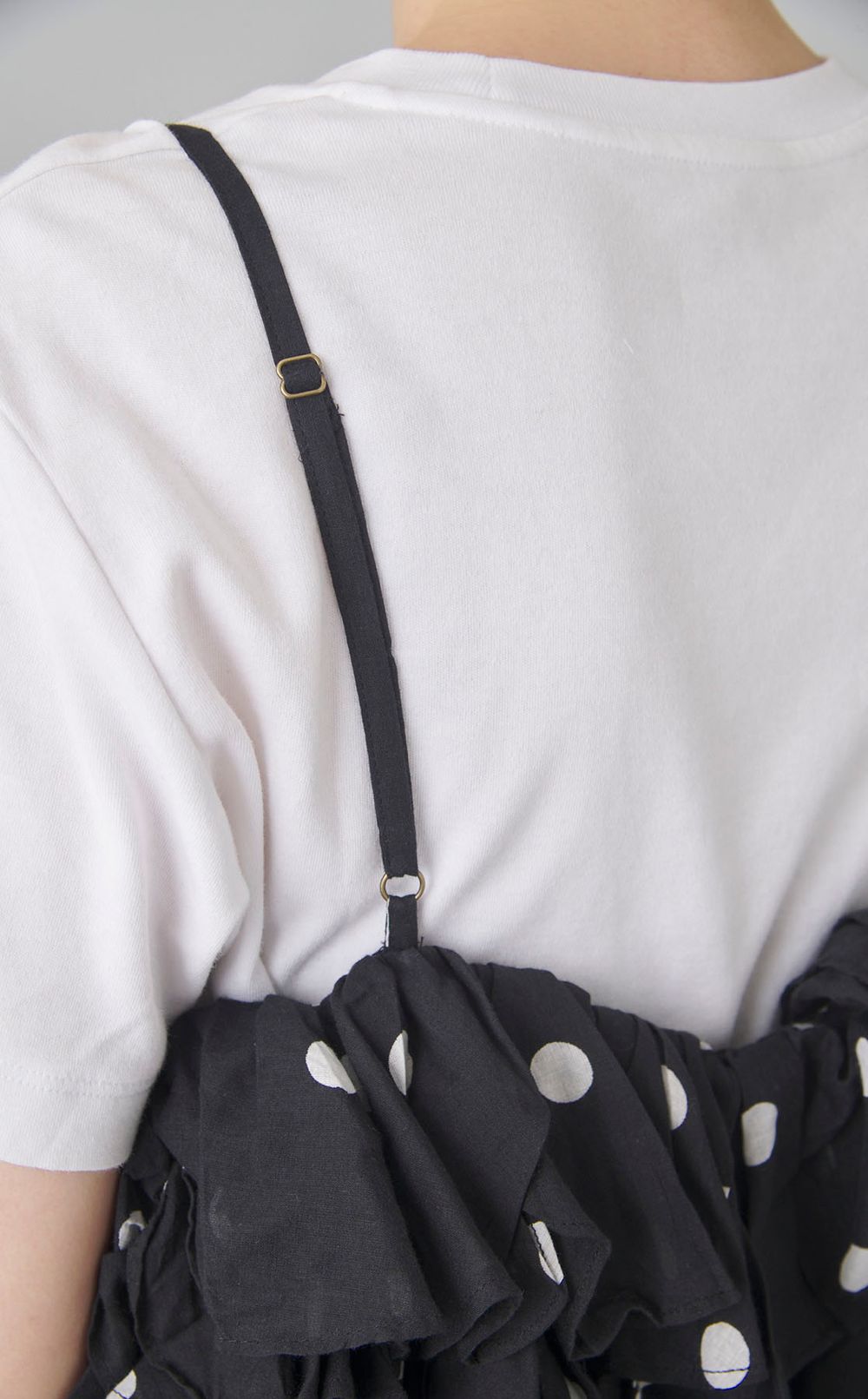 ドットプリントフリルキャミソール