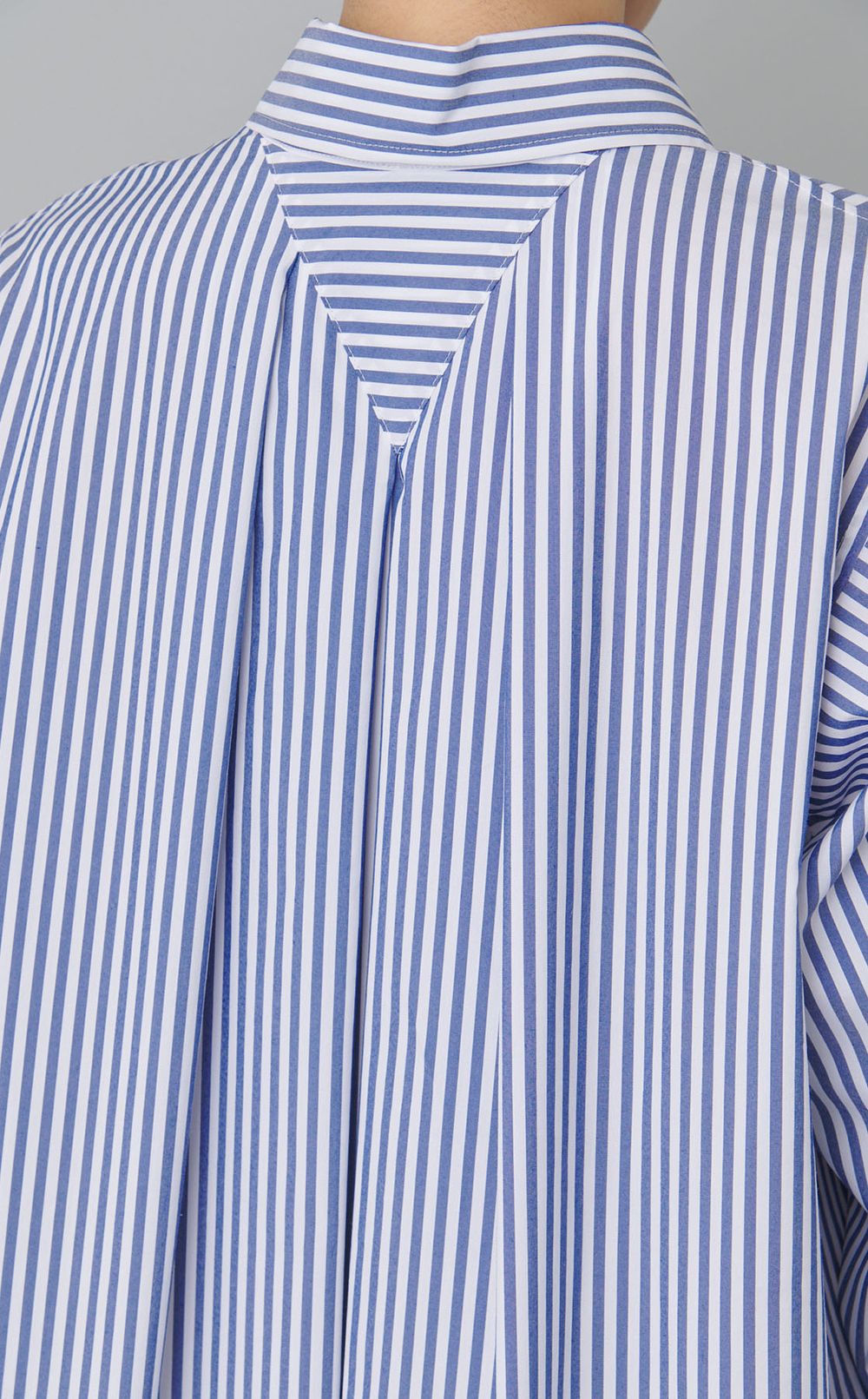 テントラインロングシャツワンピース