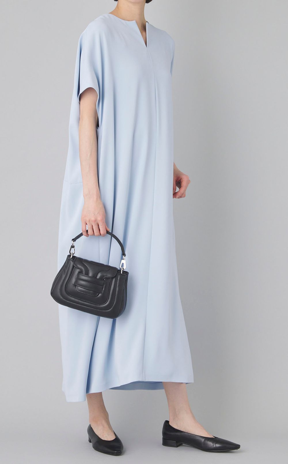 ALPHAレザーミニショルダーバッグ