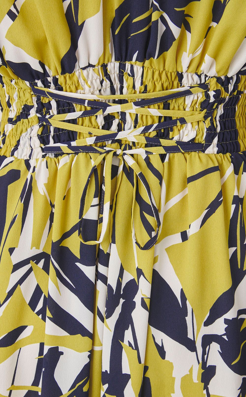 リーフプリントギャザーワンピース