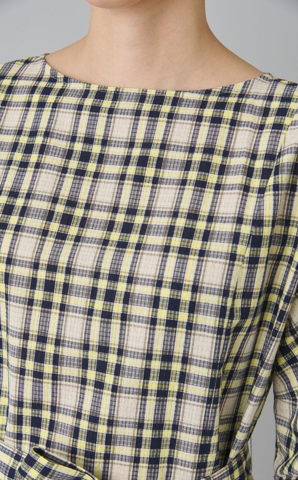 サッカーテェックパフスリーブワンピース