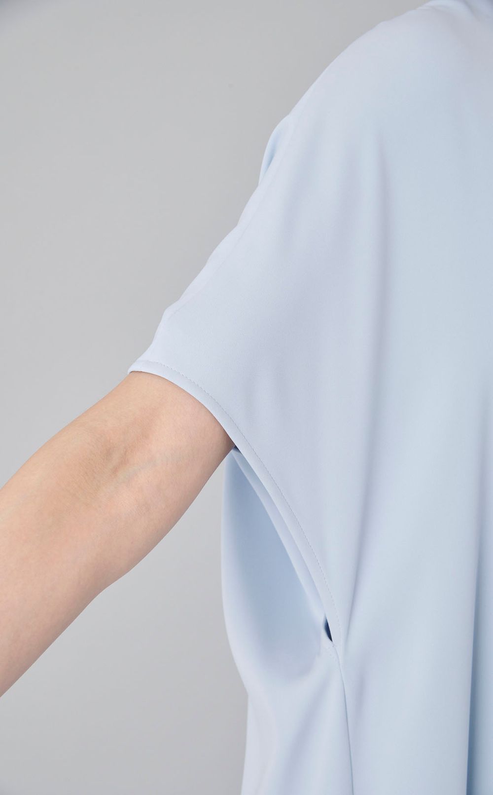 キーネックギャザーワンピース