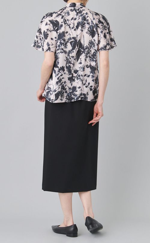 シャドーフラワープリントブラウス