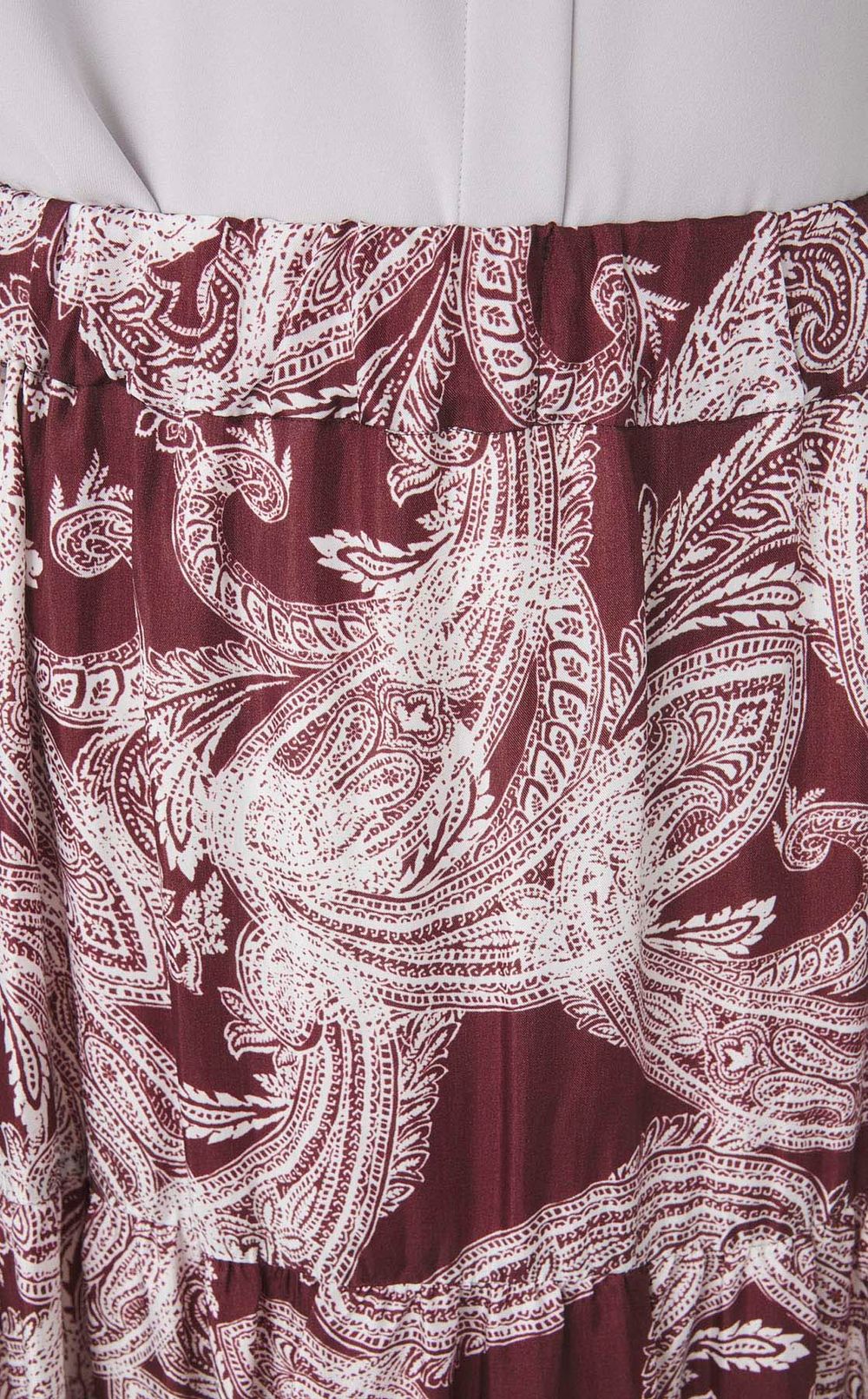 ペイズリープリントロングスカート