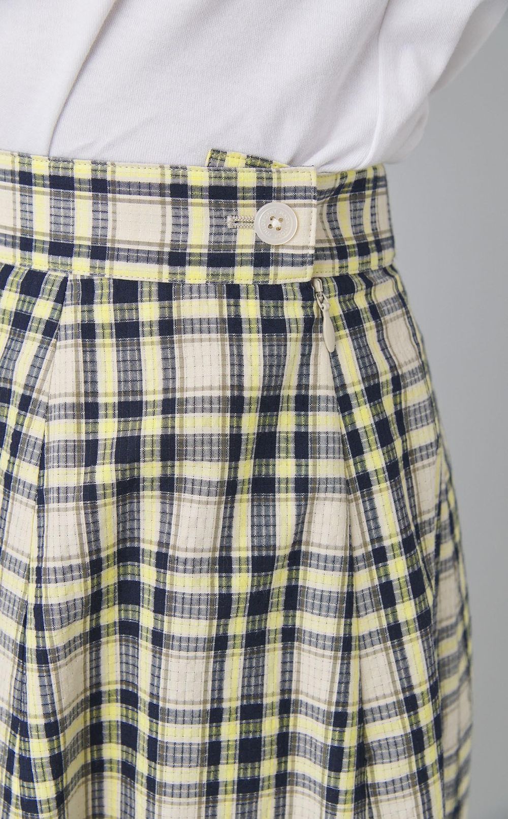 サッカーチェックルレアスカート