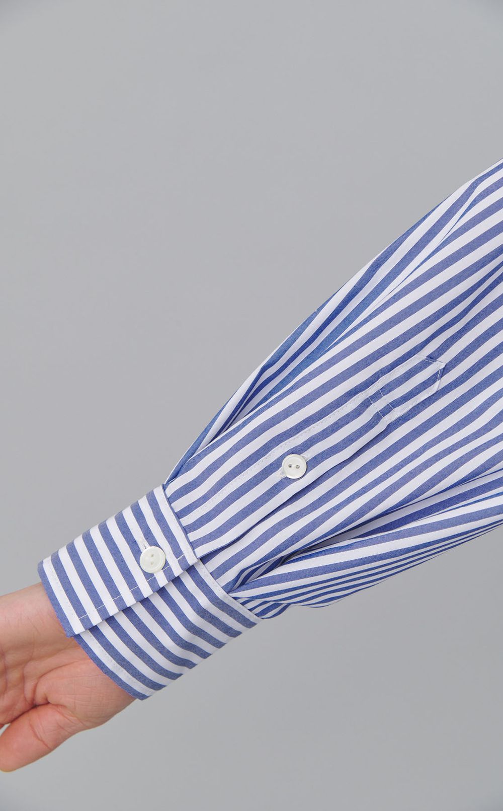 テントラインロングシャツワンピース