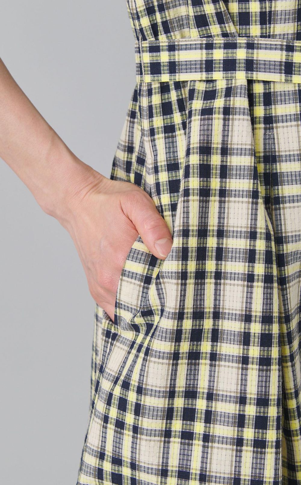 サッカーテェックパフスリーブワンピース