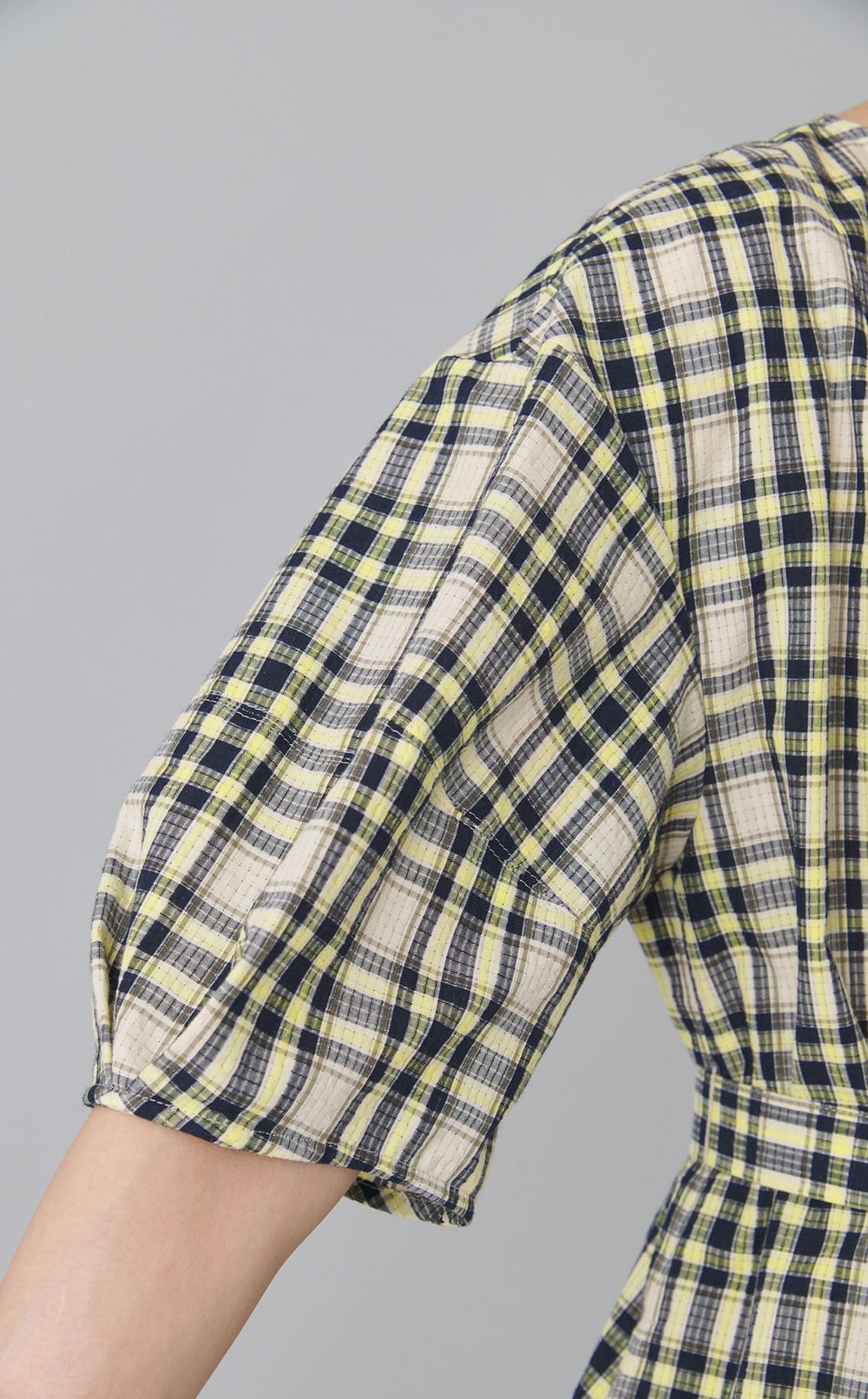 サッカーテェックパフスリーブワンピース