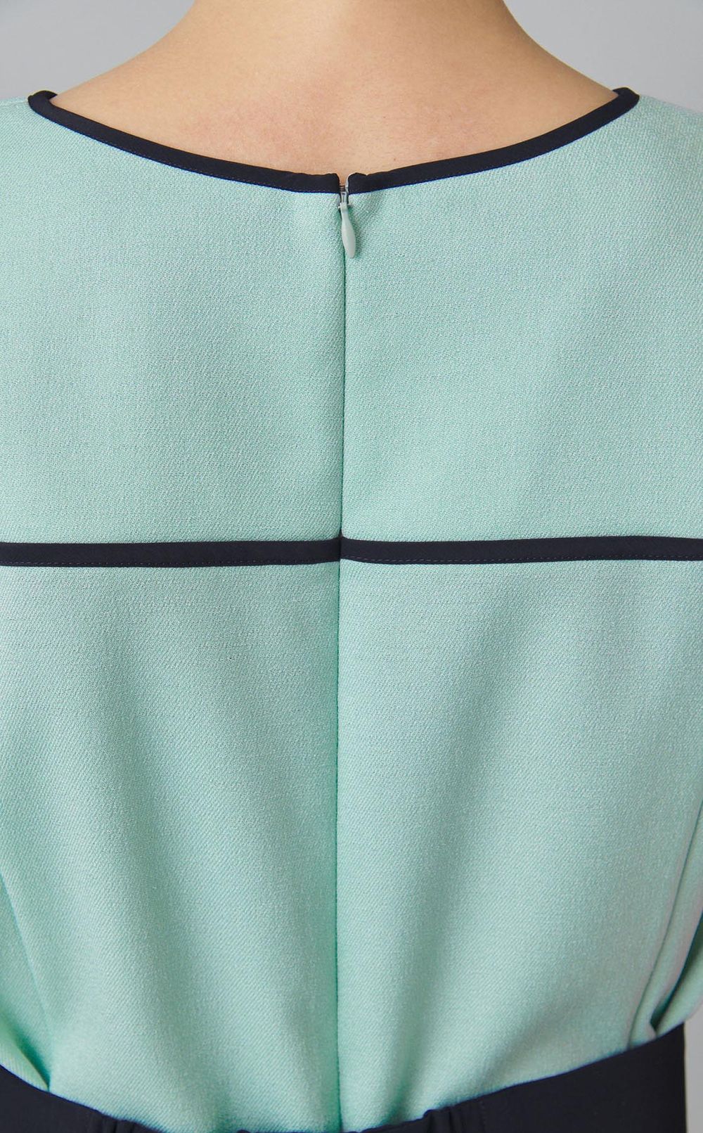 バイカラーパイピングワンピース