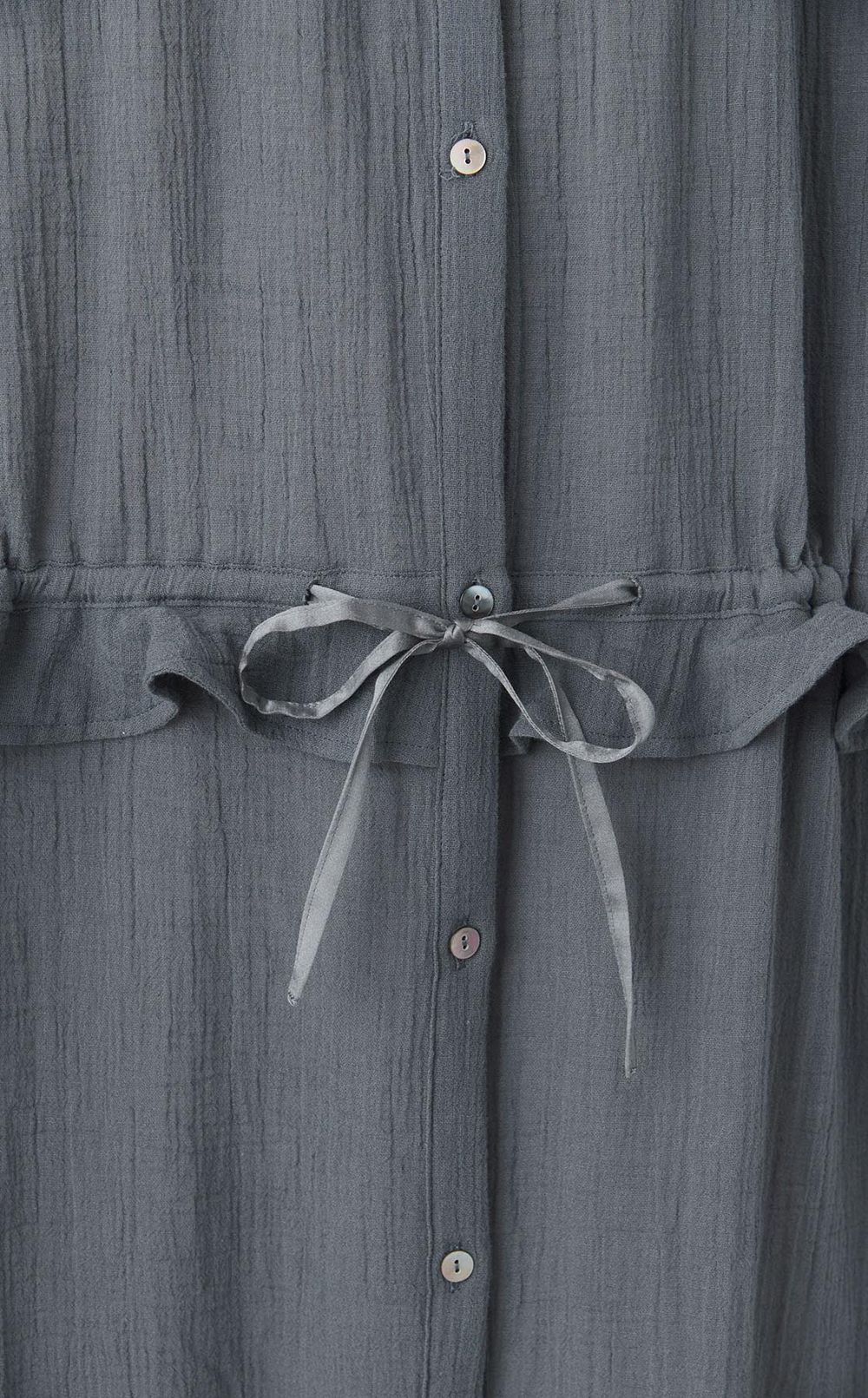 フリルカラーギャザーワンピース