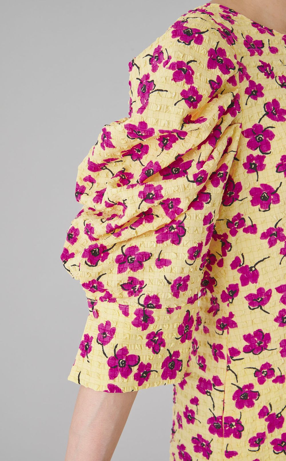 ポピーフラワーワンピース