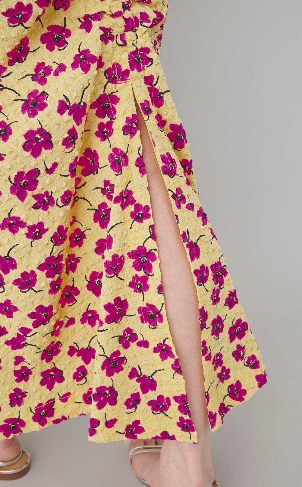 ポピーフラワーワンピース