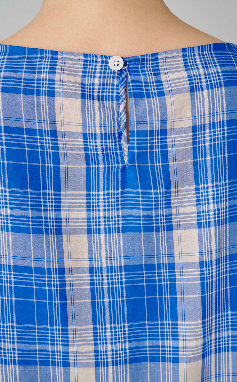 タータンチェックブラウス