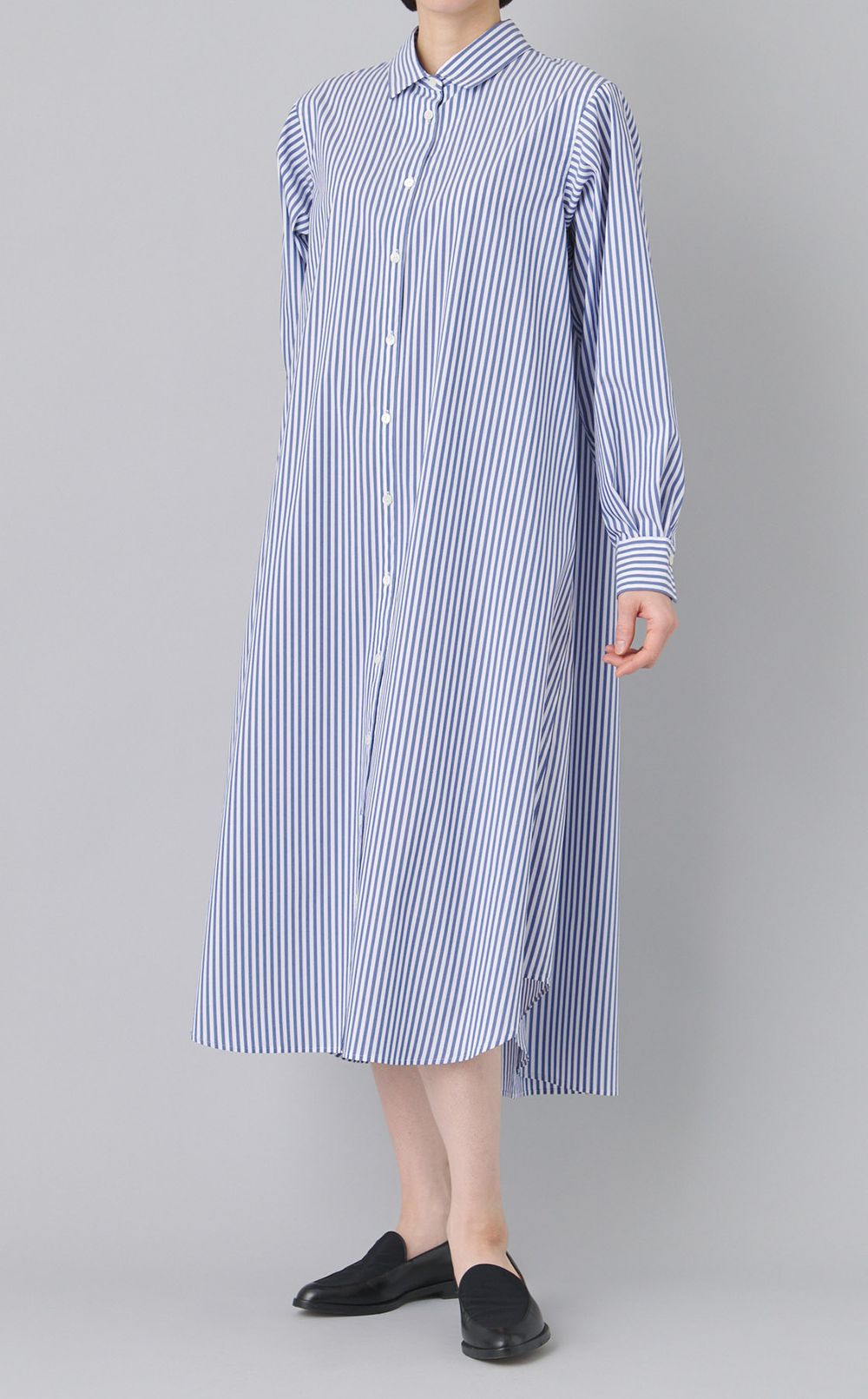 テントラインロングシャツワンピース