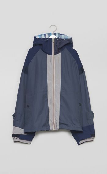 【reADdress】マウンテンパーカー
