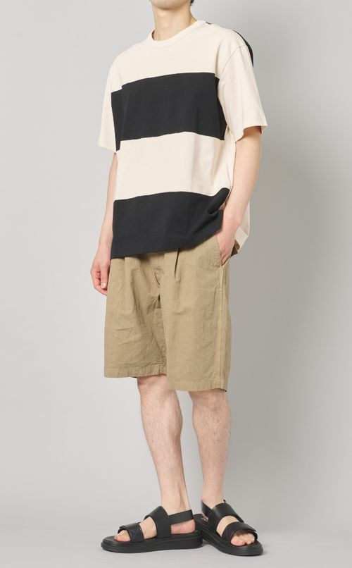 ワンタックワイドショートパンツ