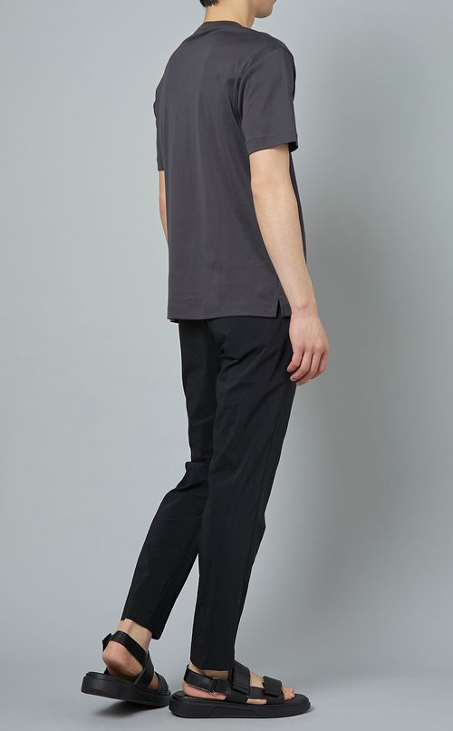 ナイロンストレッチタックパンツ