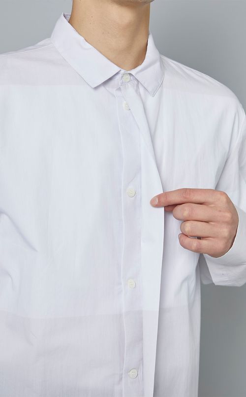 ストライプシャツ