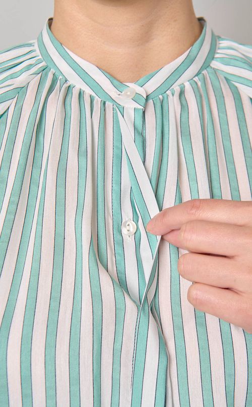 ストライプラグランスリーブシャツ