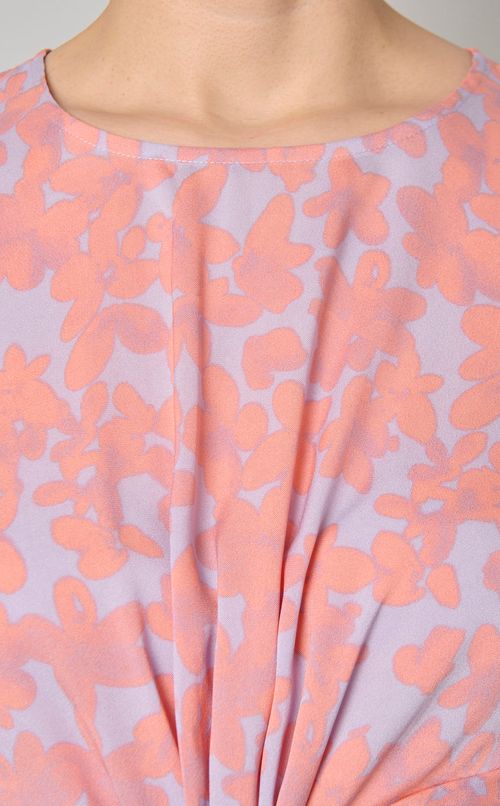 フラワープリントクルーネックブラウス