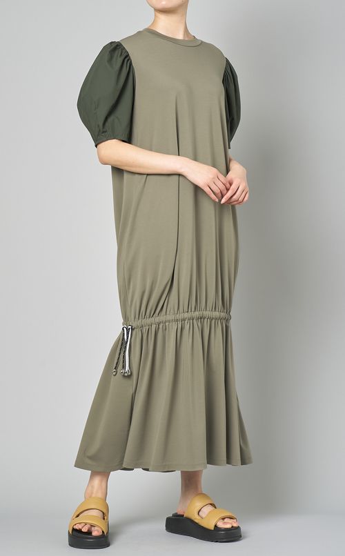 パフスリーブギャザーワンピース