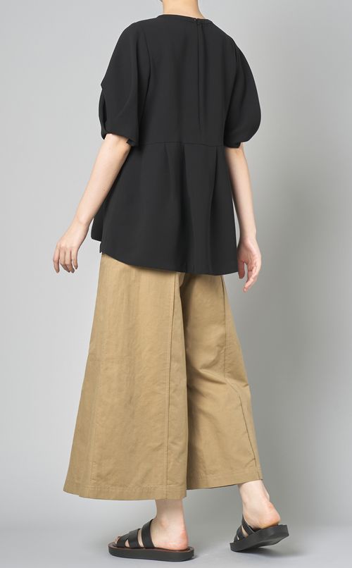 ダブルクロスバルーンスリーブブラウス