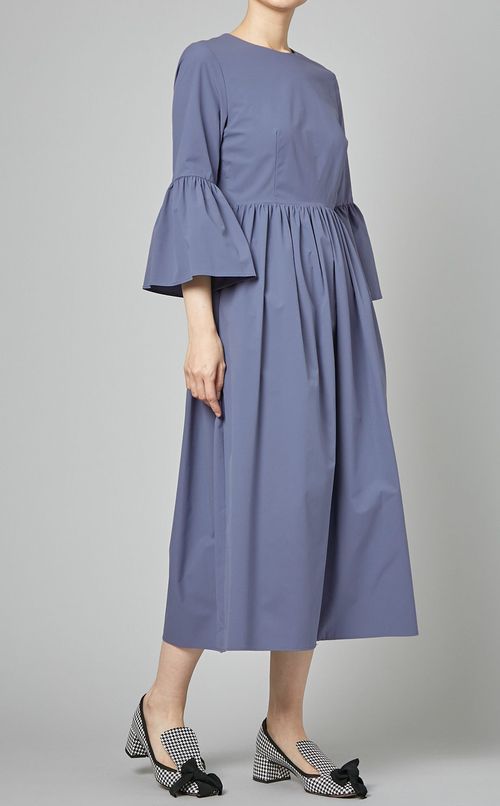 バックVフレアスリーブワンピース