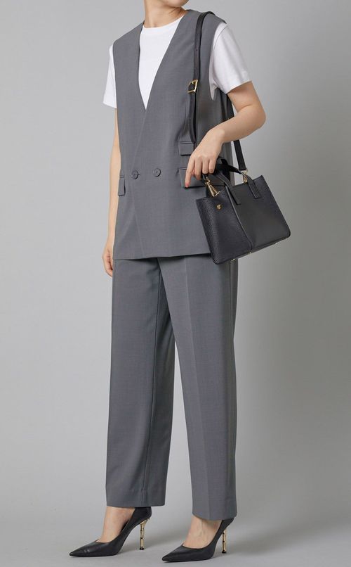 ストレッチストレートパンツ