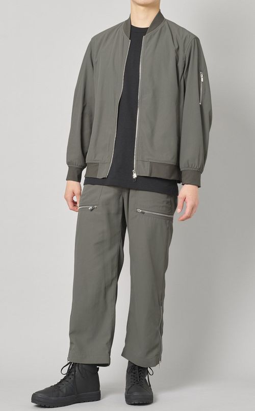 ナイロンツイルMA-1ブルゾン