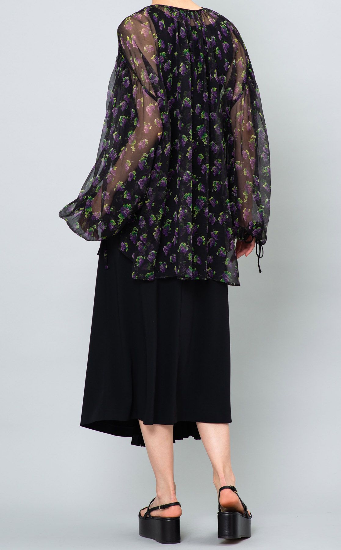 MSGM｜ブドウ柄シルクボウタイブラウス