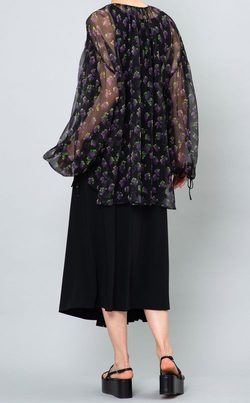 ブドウ柄シルクボウタイブラウス