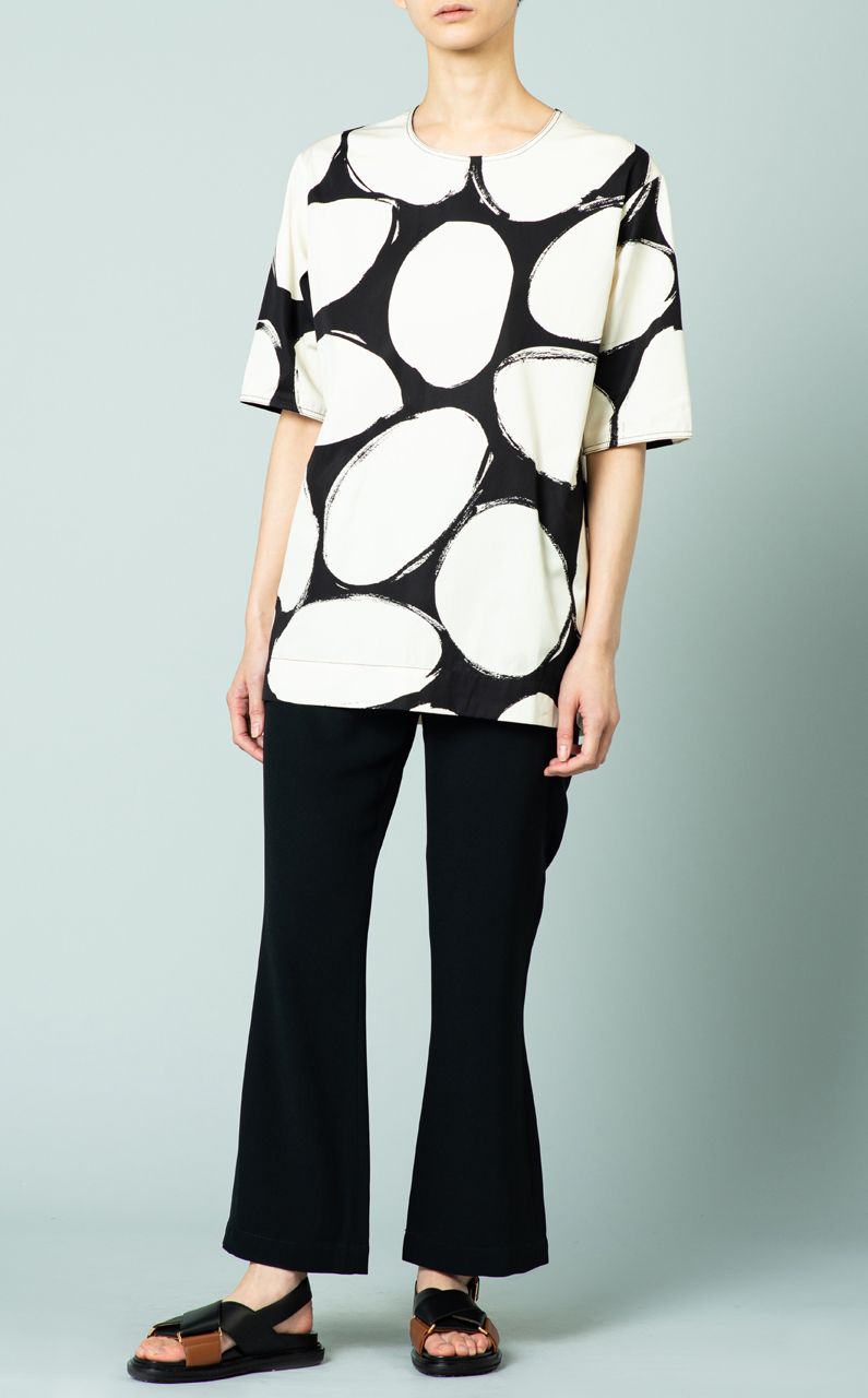 ストレートイージーパンツ