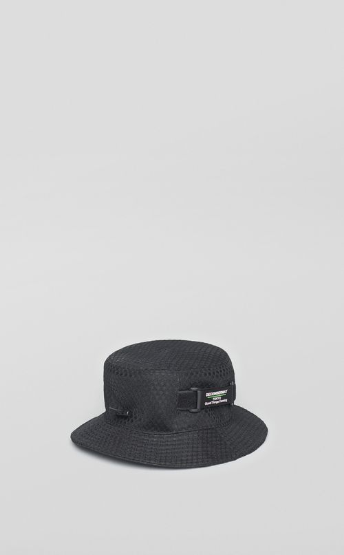 メッシュバケットハット