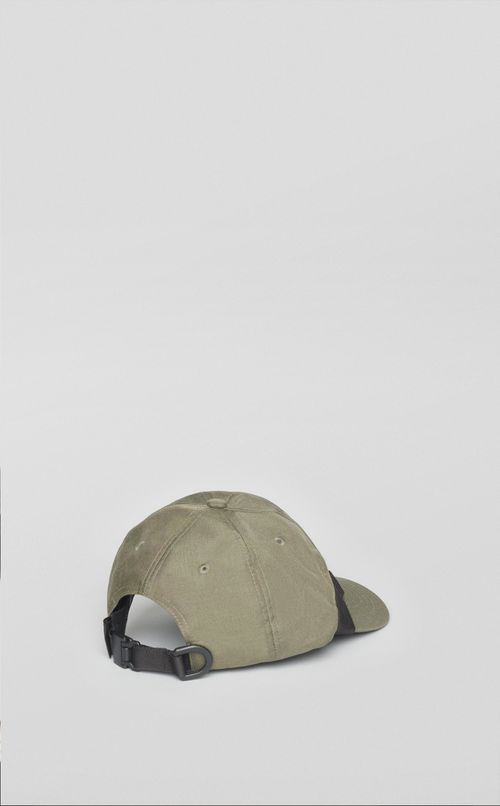 6パネルロゴキャップ