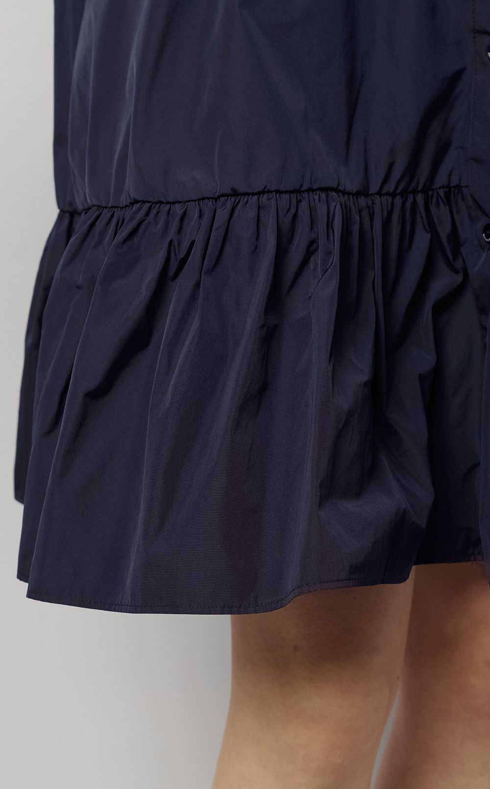 ギャザーフレアシャツワンピース