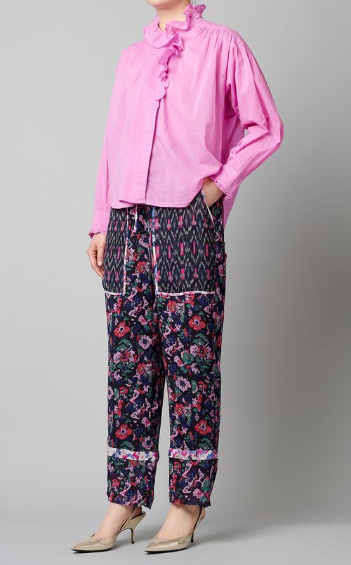 フリルカラーコットンブラウス