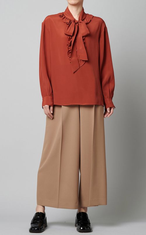 フロントフリルボウタイブラウス