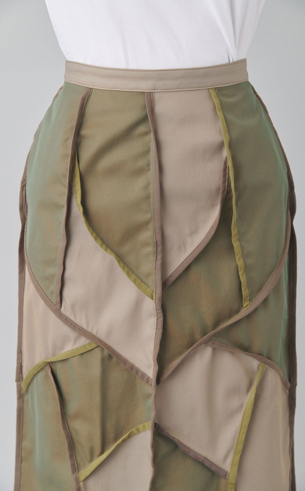 【roop】パッチワークスカート・リーフ