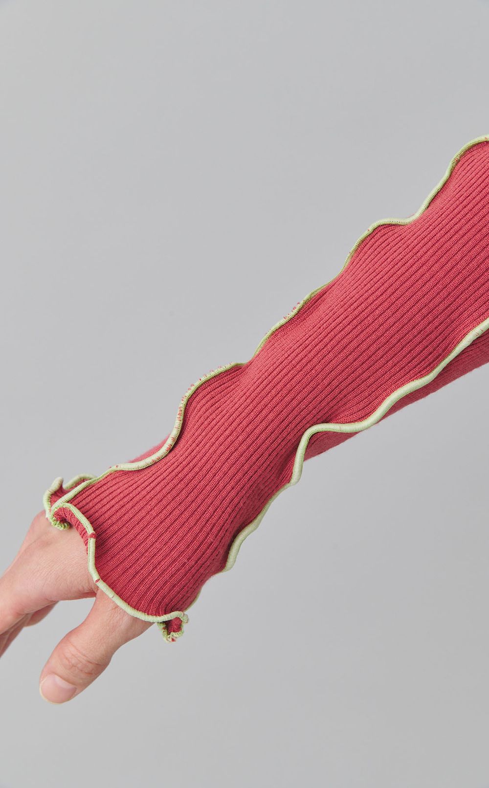 【roop】ストライプベスト付きニット