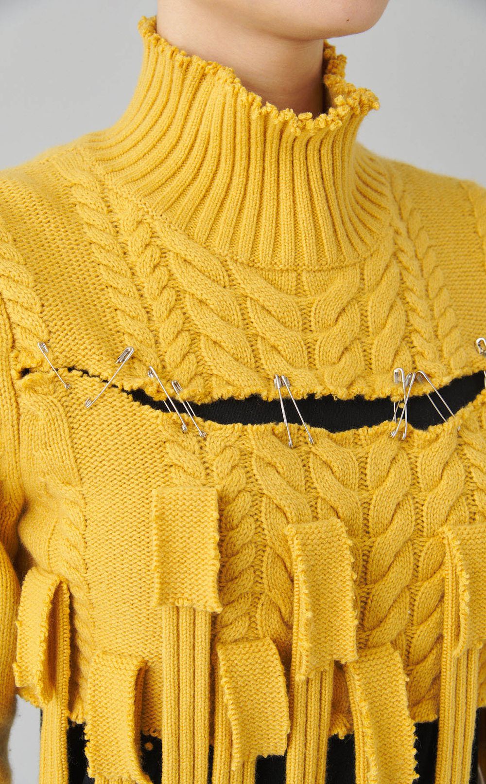 【roop】ダメージニット