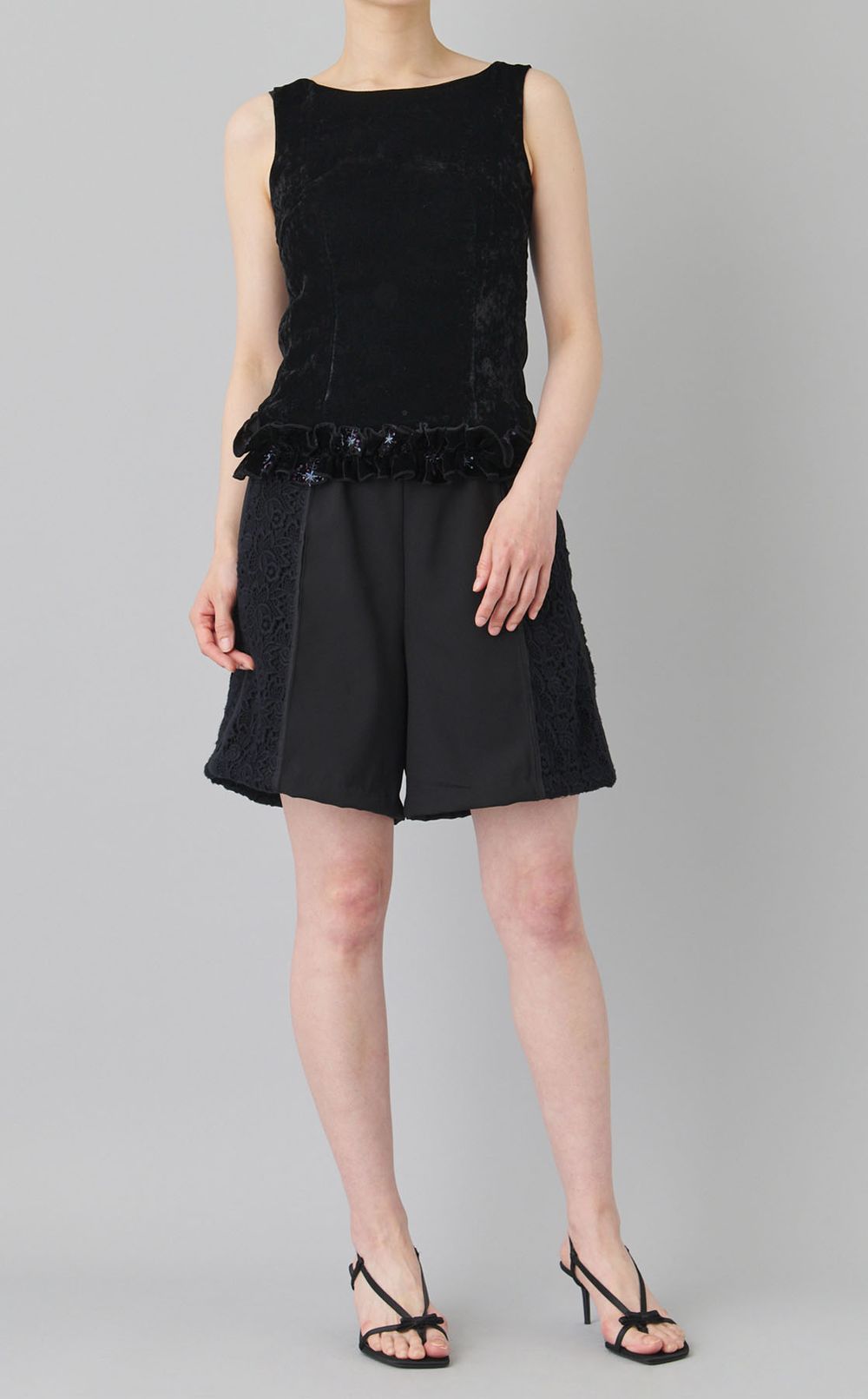 【roop】レースハーフパンツ